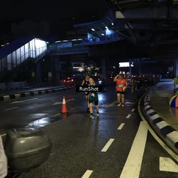 Runner Photo 7902290