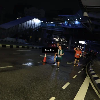 Runner Photo 7902292