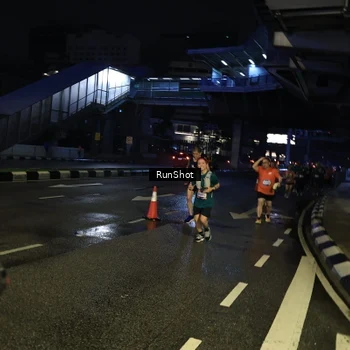 Runner Photo 7902295
