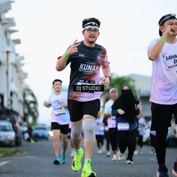 Runner Photo 7902307