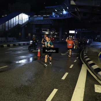 Runner Photo 7902308