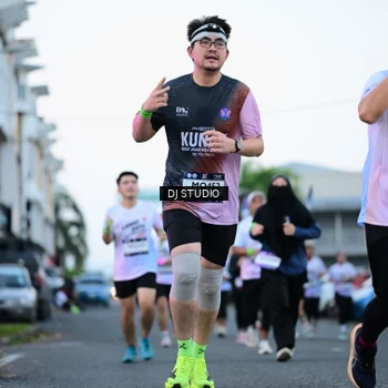 Runner Photo 7902315