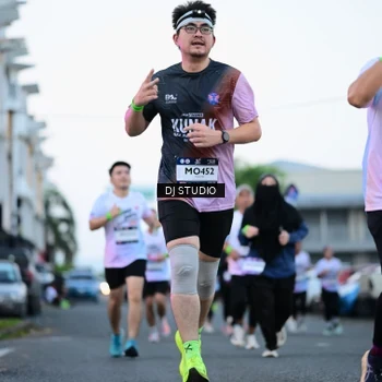 Runner Photo 7902320