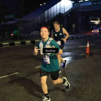 Runner Photo 7902331