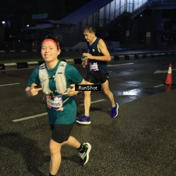 Runner Photo 7902337
