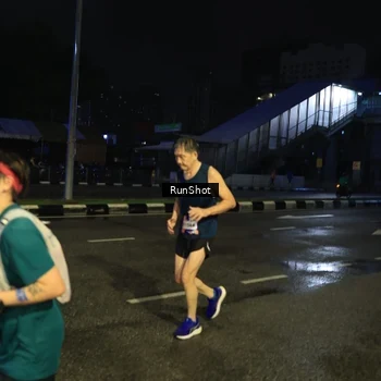 Runner Photo 7902344
