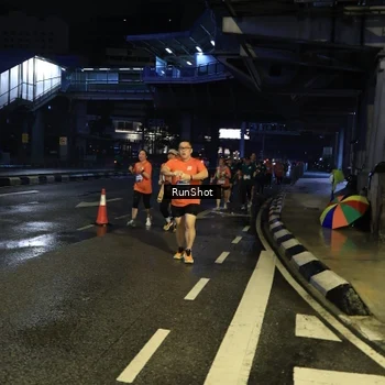 Runner Photo 7902350