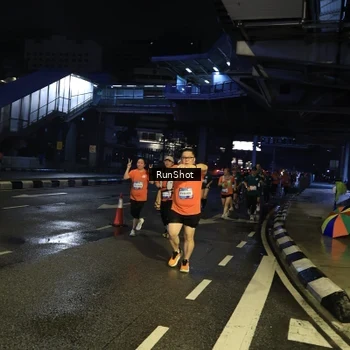 Runner Photo 7902354