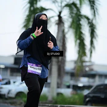 Runner Photo 7902358