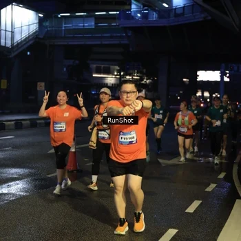 Runner Photo 7902363