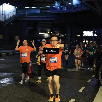 Runner Photo 7902369