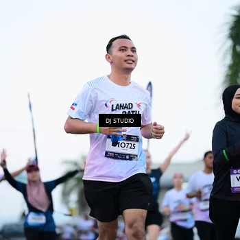 Runner Photo 7902372