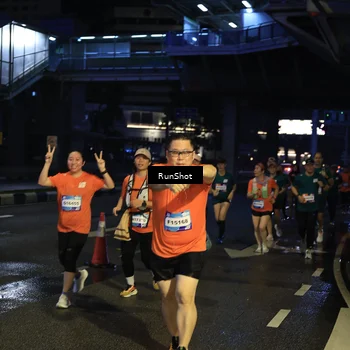 Runner Photo 7902373