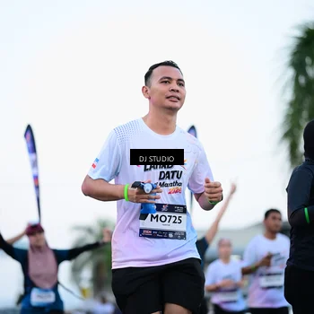 Runner Photo 7902376