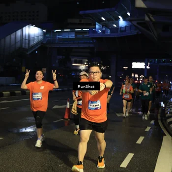 Runner Photo 7902380