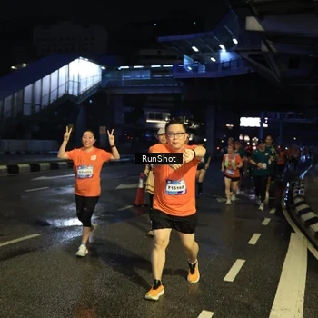 Runner Photo 7902388