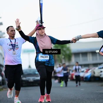 Runner Photo 7902389