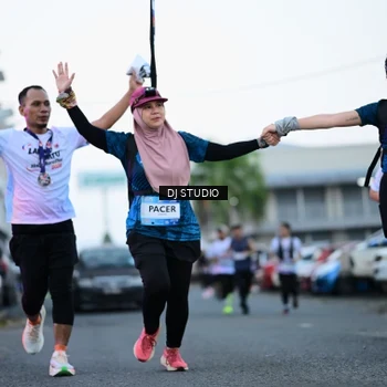 Runner Photo 7902390