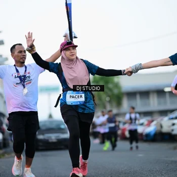 Runner Photo 7902394