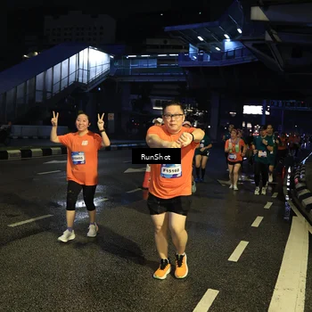 Runner Photo 7902399