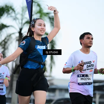 Runner Photo 7902411