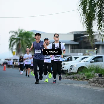 Runner Photo 7902420