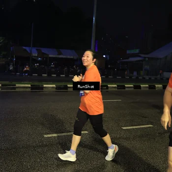 Runner Photo 7902436