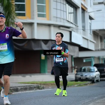 Runner Photo 7902439