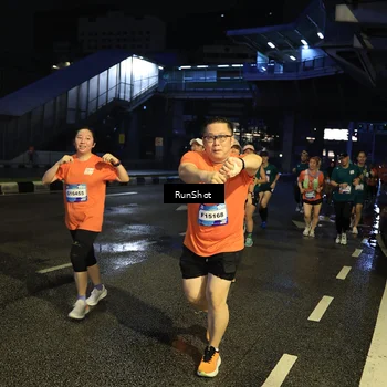 Runner Photo 7902445