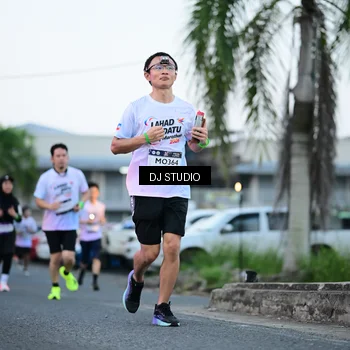 Runner Photo 7902450