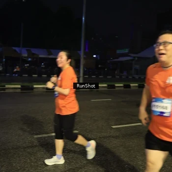 Runner Photo 7902452