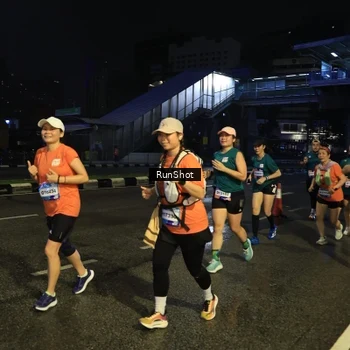 Runner Photo 7902454