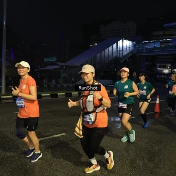 Runner Photo 7902455