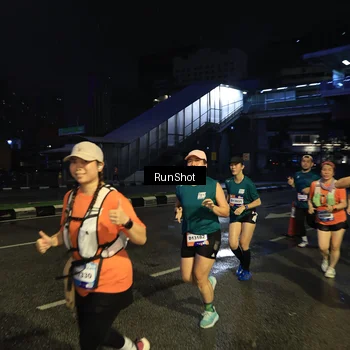 Runner Photo 7902464
