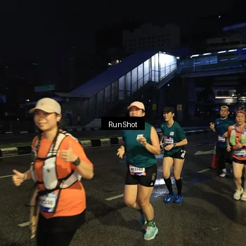 Runner Photo 7902465