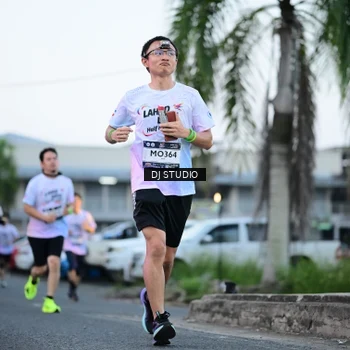 Runner Photo 7902466