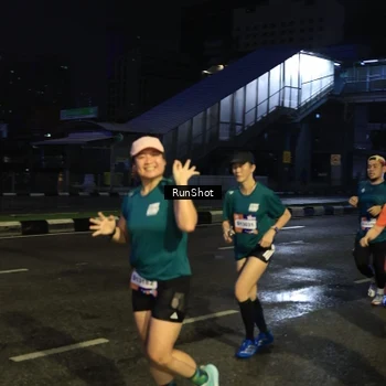 Runner Photo 7902473