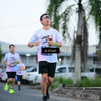 Runner Photo 7902475