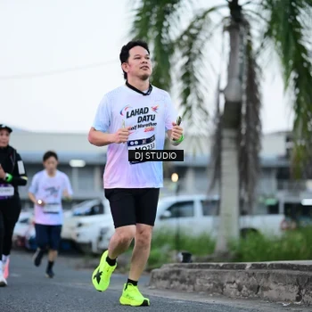 Runner Photo 7902491