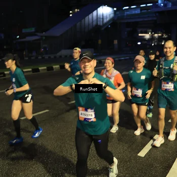 Runner Photo 7902505