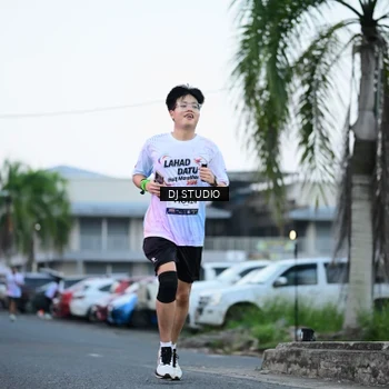 Runner Photo 7902519