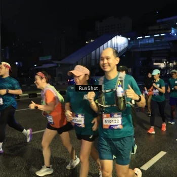 Runner Photo 7902533