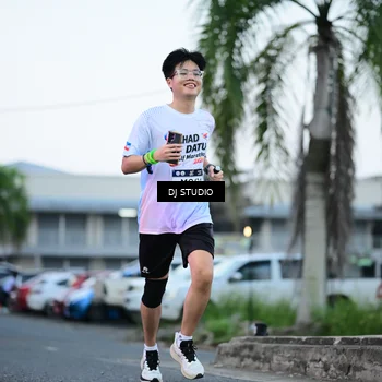 Runner Photo 7902534