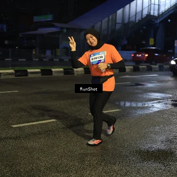 Runner Photo 7902536