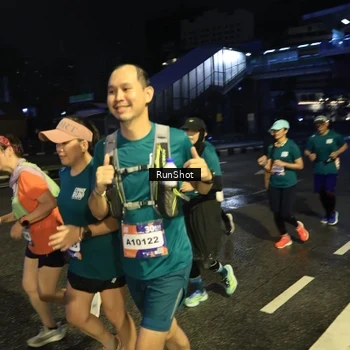 Runner Photo 7902542