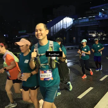 Runner Photo 7902543
