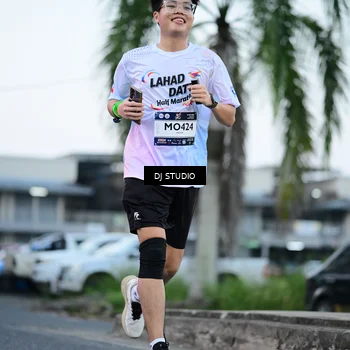 Runner Photo 7902554