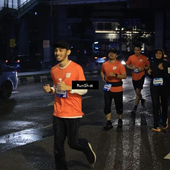 Runner Photo 7902560