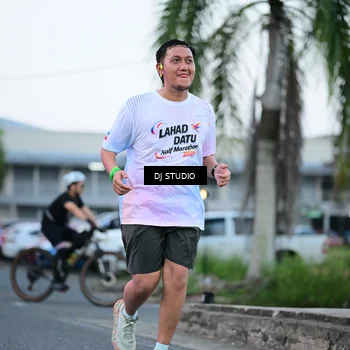 Runner Photo 7902563