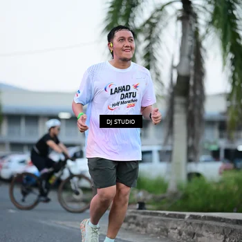 Runner Photo 7902565